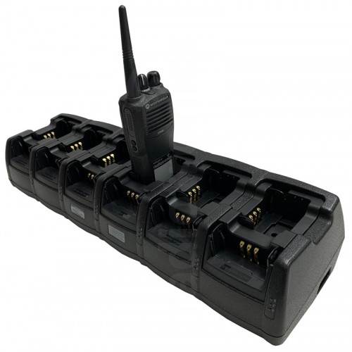 Endura 12-Way Charger for Motorola CP200 & CP200d With US Power Cord