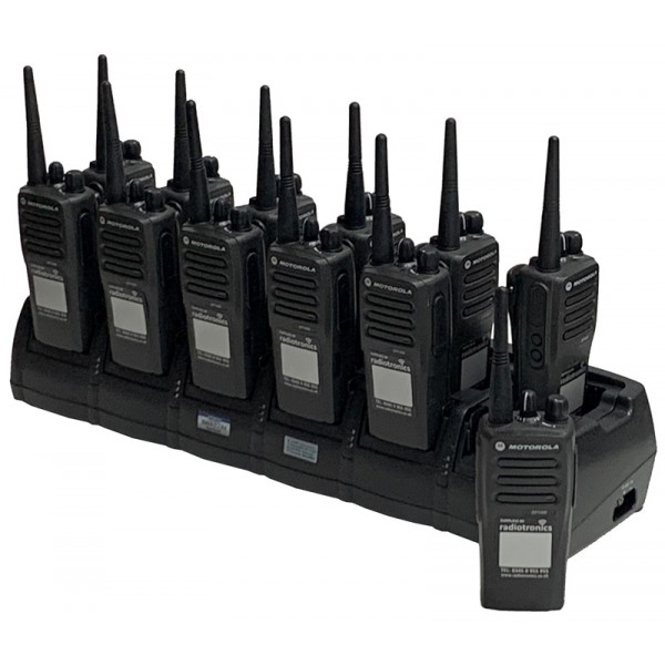 Endura 12-Way Charger for Motorola CP200 & CP200d With US Power Cord